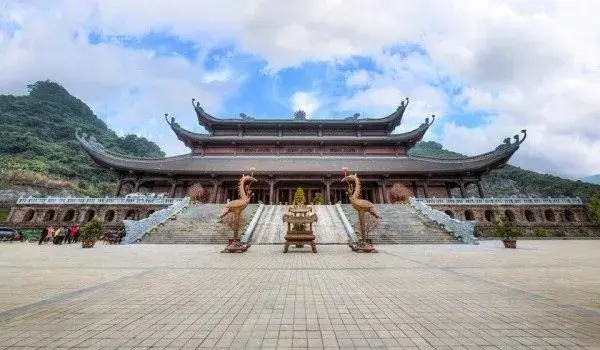 CHÙM TOUR LỄ HỘI 2021 GIÁ HẤP DẪN