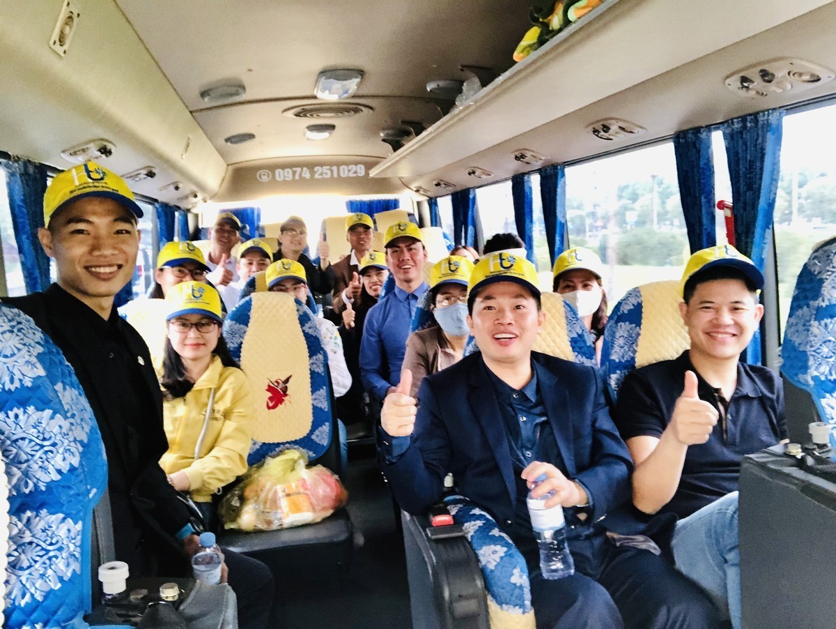 Du lịch Team Building