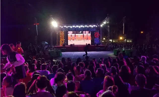cho thuê gói ánh sáng chuyên nghiệp
